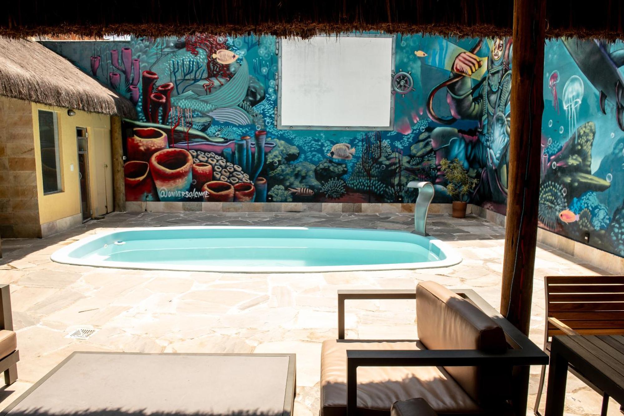 Longboard Paradise Surf Club Hostal